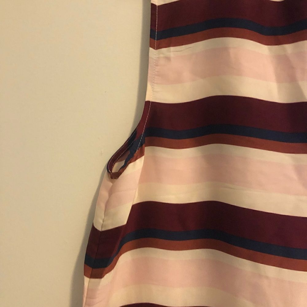Banana Republic Striped Notch-Neck Tank - Small - Picture 7 of 7